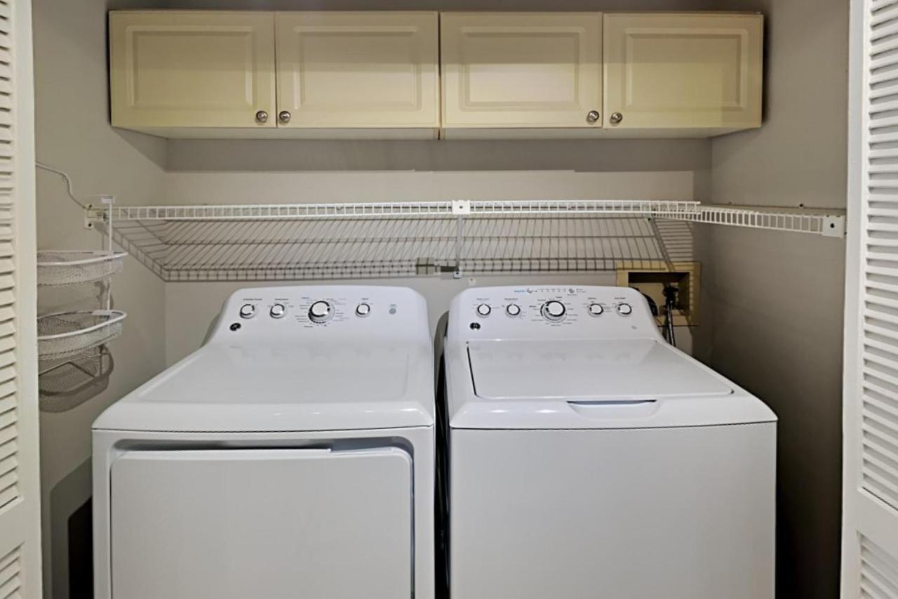 Edgewater 1001 Apartment
