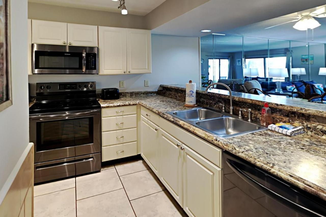 Edgewater 1001 Apartment